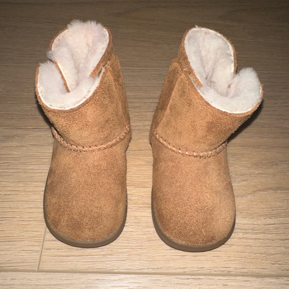 Toddler Ugg Chestnut Size USA 4/5